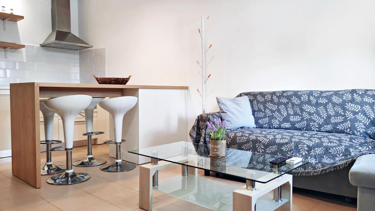 Apus Apartments Lefkáda エクステリア 写真